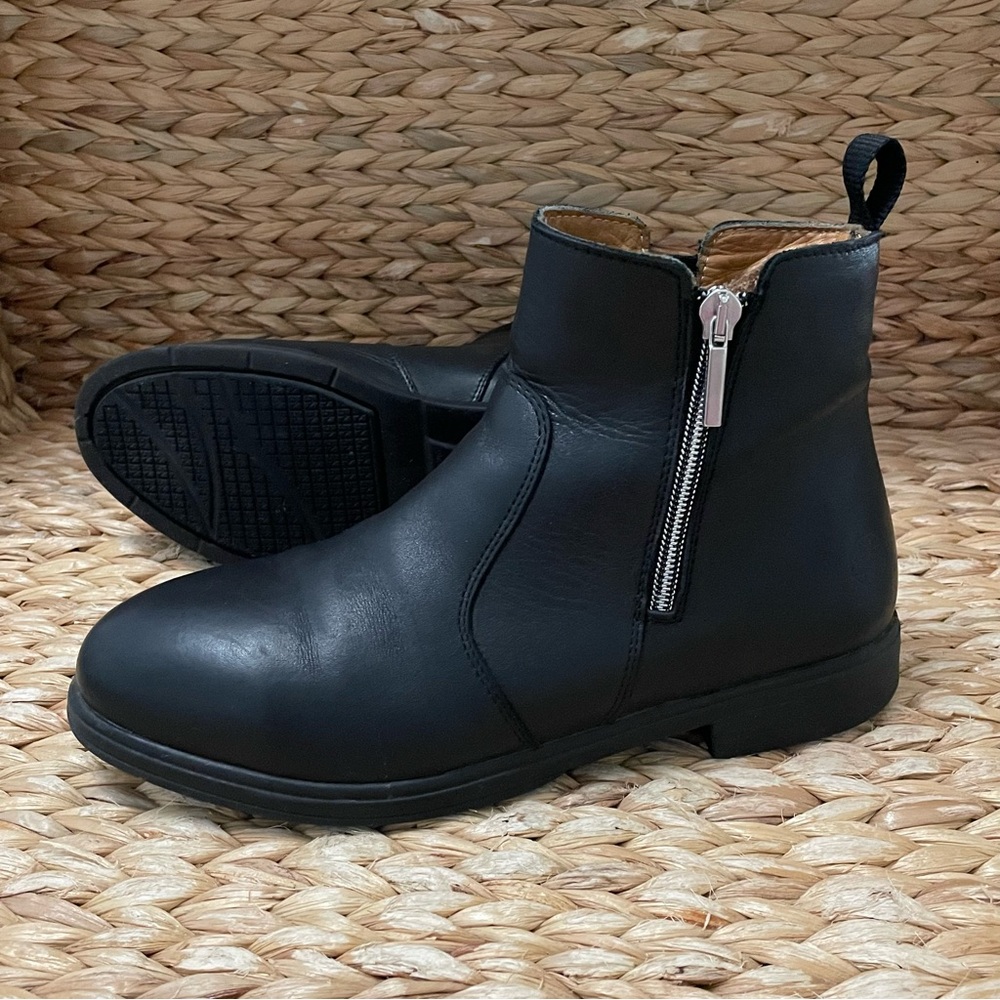 Xena Workwear‎ Omega Women's Safety Work Boots, Steel Toe, 6"H, Size 8, Black